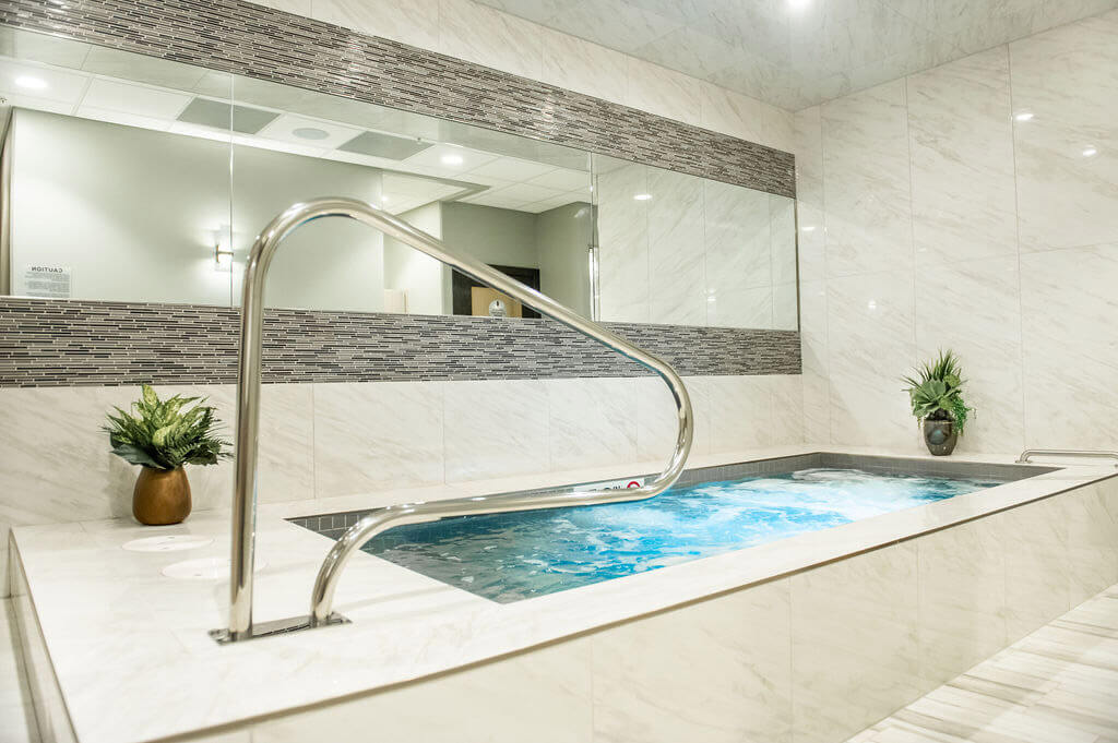 Indoor hot tub