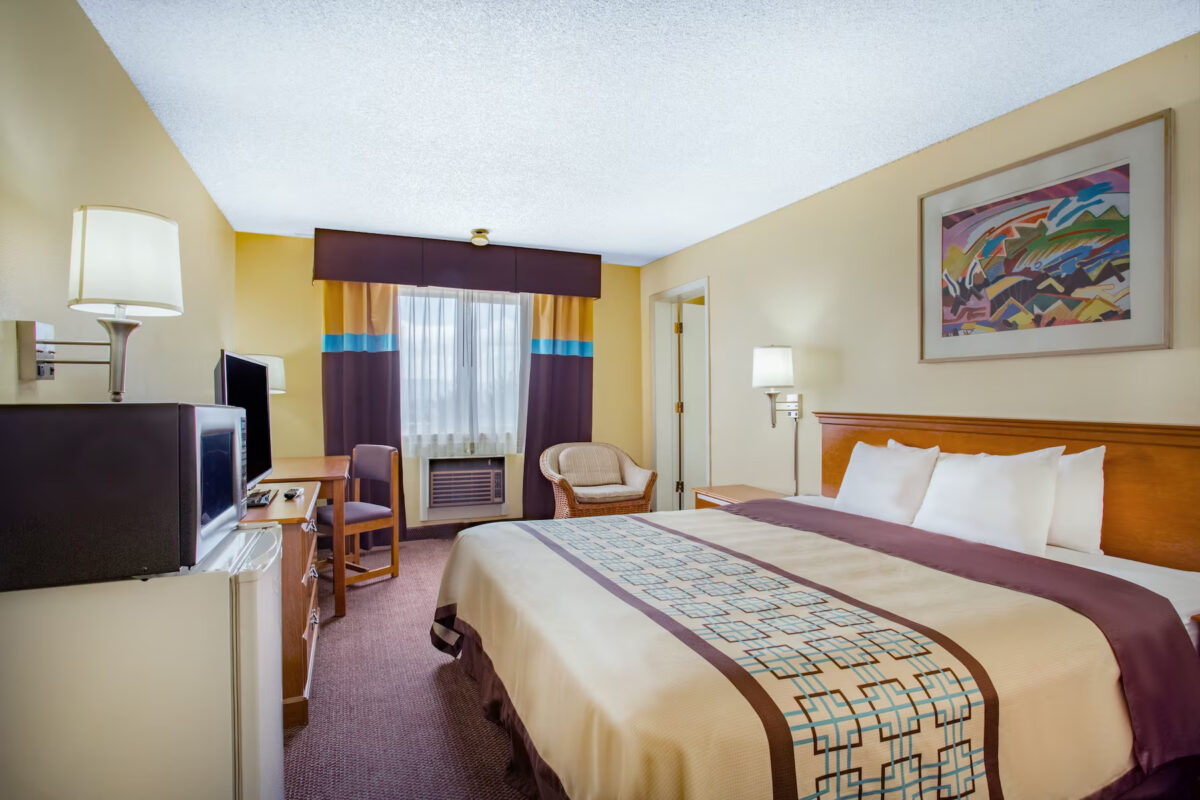Days Inn by Wyndham St. George room 2